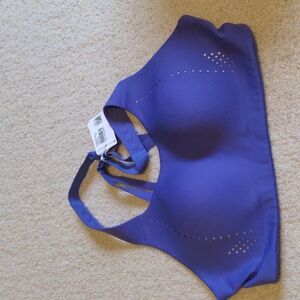 NWT Lululemon Air Support Bra